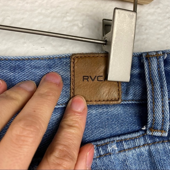 RVCA Boyfriend Distressed Denim Shorts size 30 - Picture 6 of 14